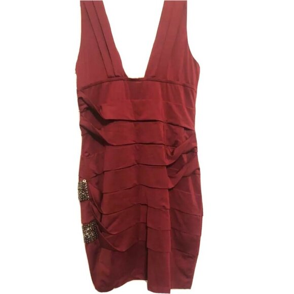 Nikibiki Women's Small NEW Top Stunning - Picture 3 of 3